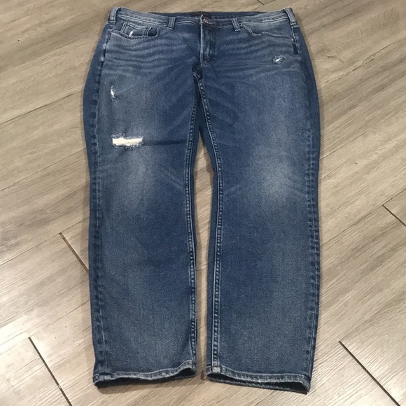 Silver Jeans “Not Your Boyfriends Jeans” Distressed Medium Wash Jeans size 32 - Picture 4 of 11